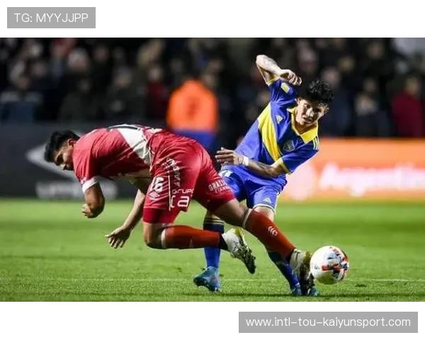 博卡青年防守端出现漏洞,被本菲卡抓住,博卡青年著名球员 博卡青年防守端出现漏洞,被本菲卡抓住,博卡青年著名球员